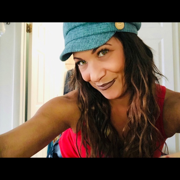 Hat - Picture 2 of 3